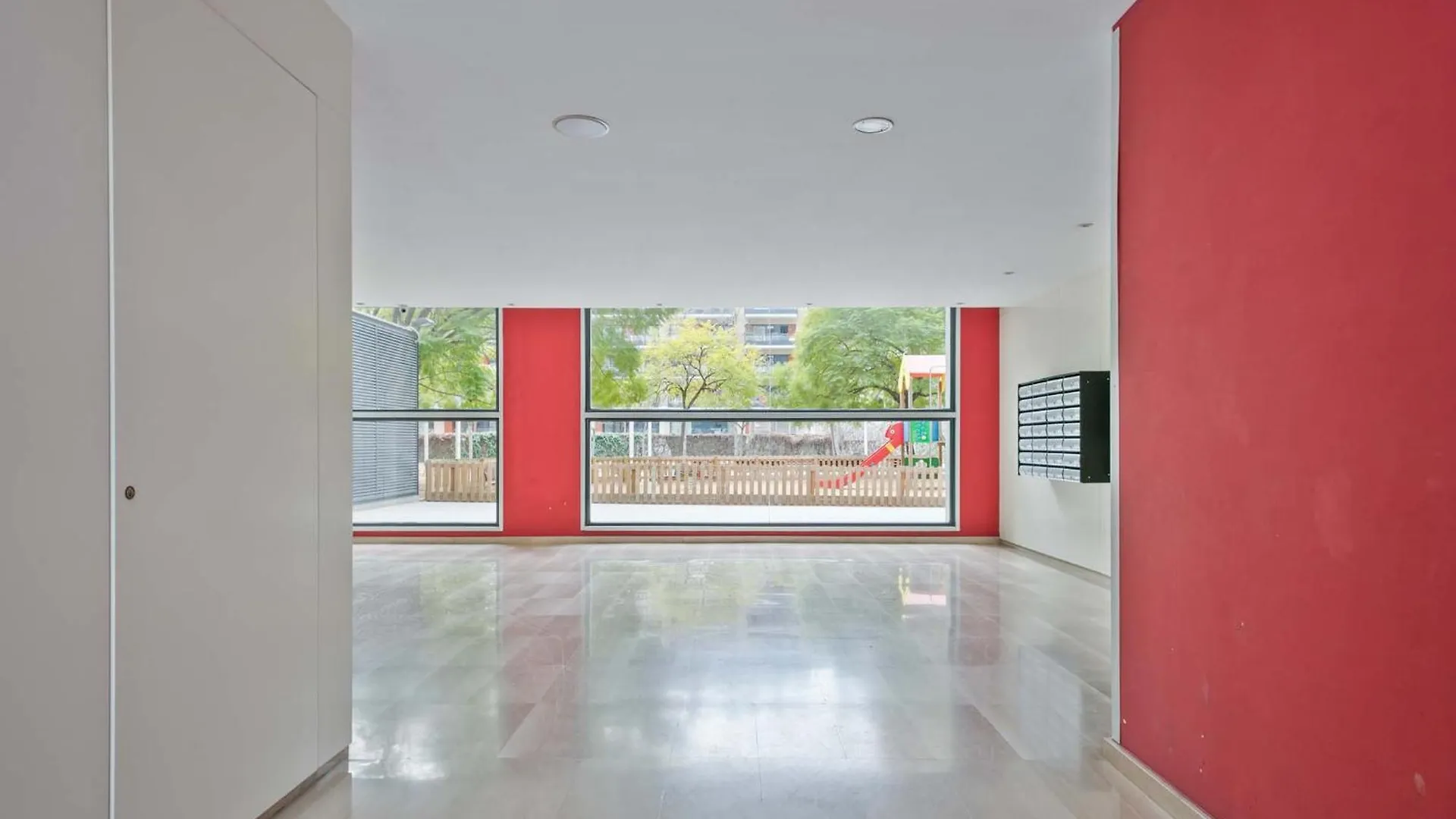 1213 - Ciutadella Nice Apartment برشلونة